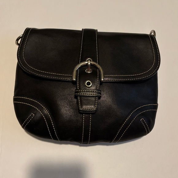 Coach Handbags - Vintage Coach soho leather bag.